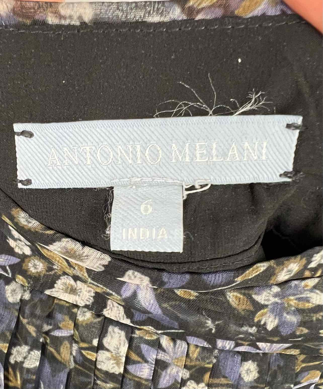 Antonio Melani Size 6 Navy/Blue Floral Tiered Designer Skirt - Image 3