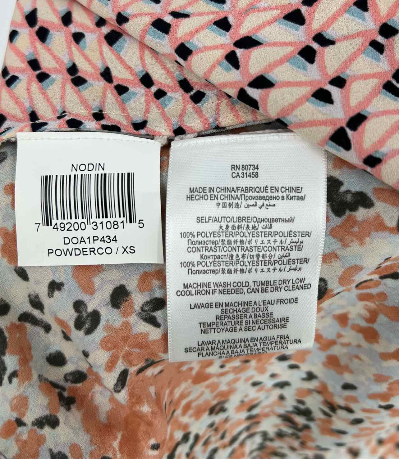 BCBGMaxazria Size XS Coral/Multi Multi-Print Blocked Designer Top-Sleeveless - Image 4
