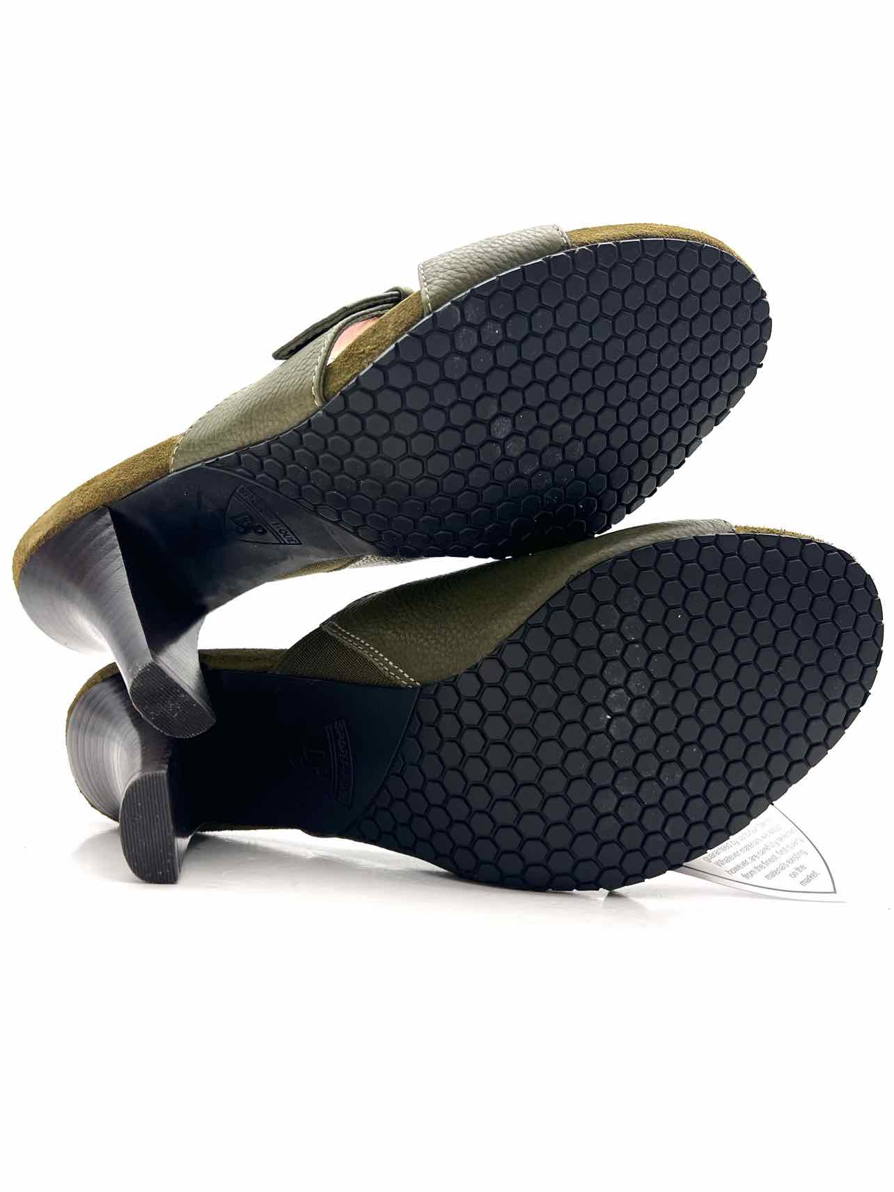Donald Pliner Size 7 Olive/Silver Buckle(s) Leather NEW Designer Mules - Image 7