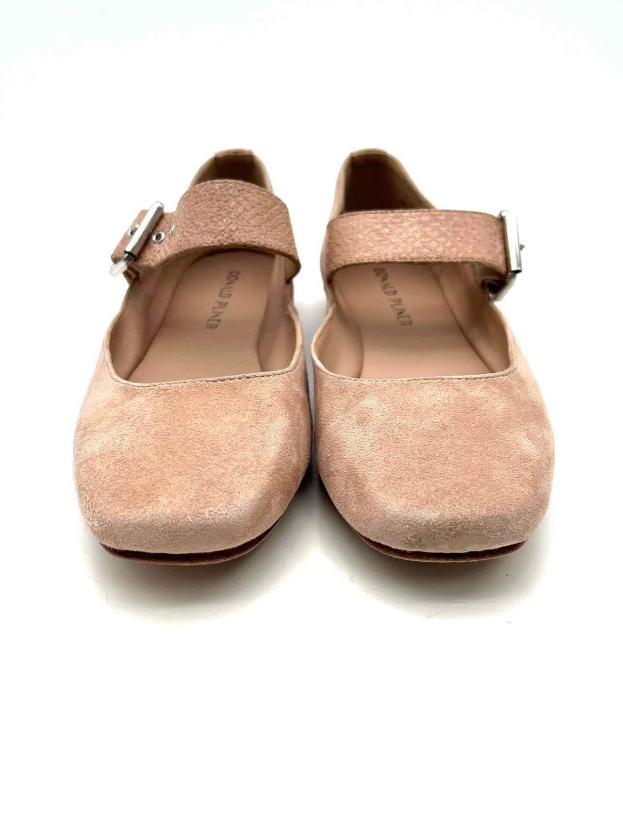 Donald Pliner Size 8 Blush/Silver Mary Jane Suede Designer Flats - Image 3