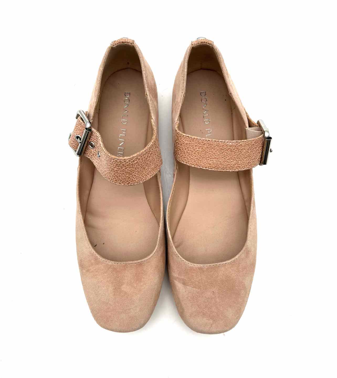Donald Pliner Size 8 Blush/Silver Mary Jane Suede Designer Flats - Image 4