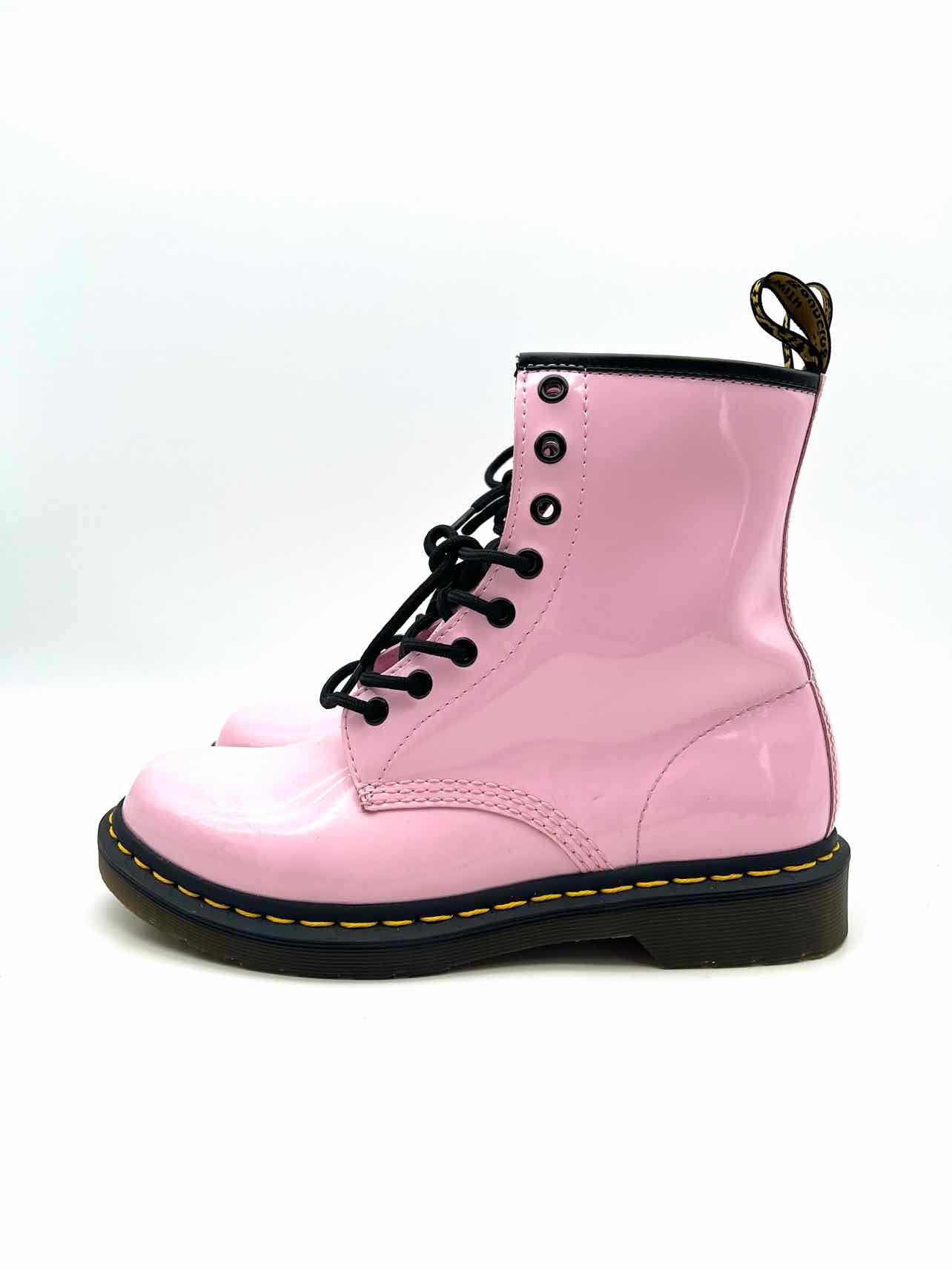 Dr. Martens Size 9 Pink/Black Lace-Up Patent Designer Boots - Image 3