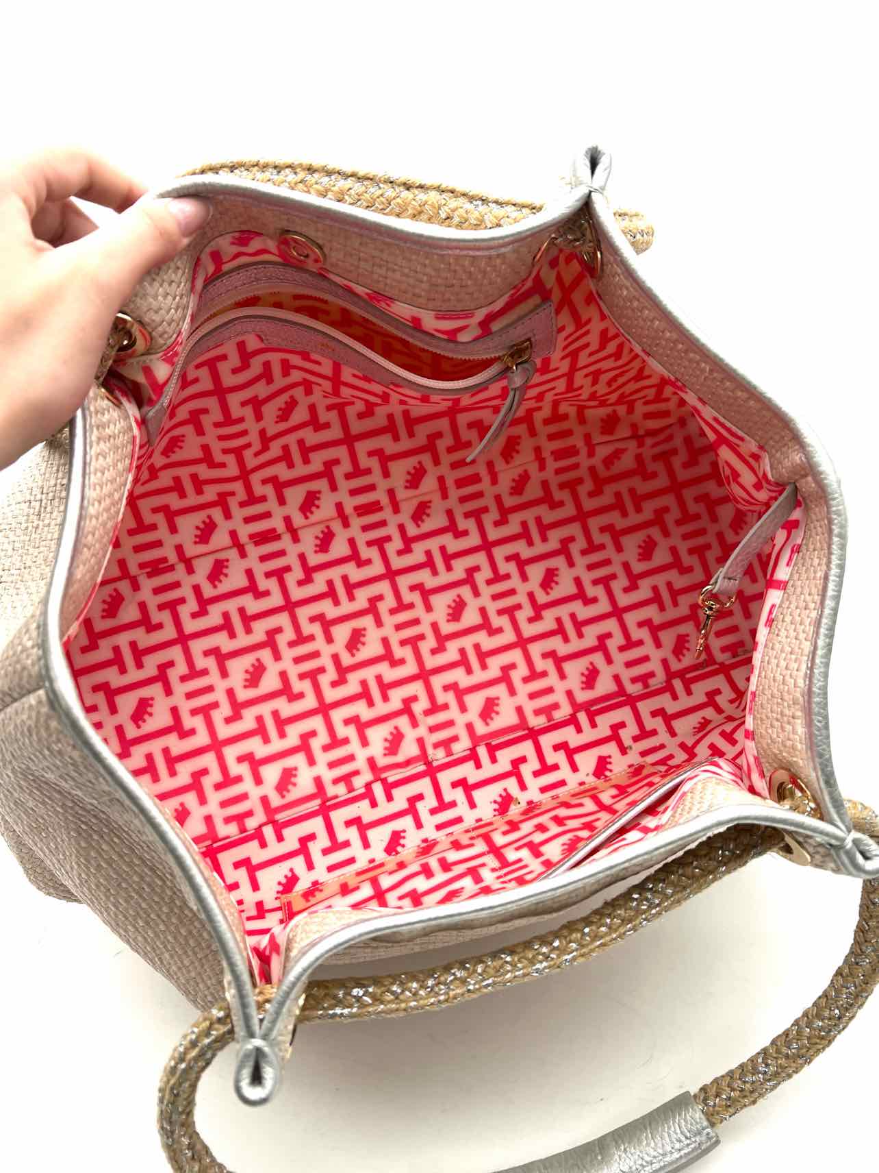 Elaine Turner Bone/Silver Woven Raffia Designer Tote - Image 4