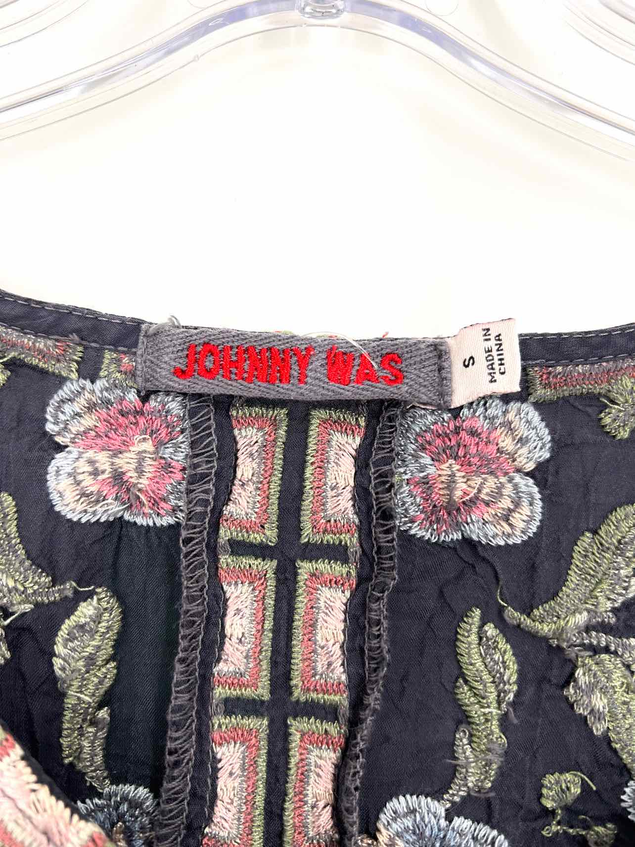 Johnny Was Size S Navy/Multi Floral Embroidered Designer Top-3/4 Sleeve - Image 3