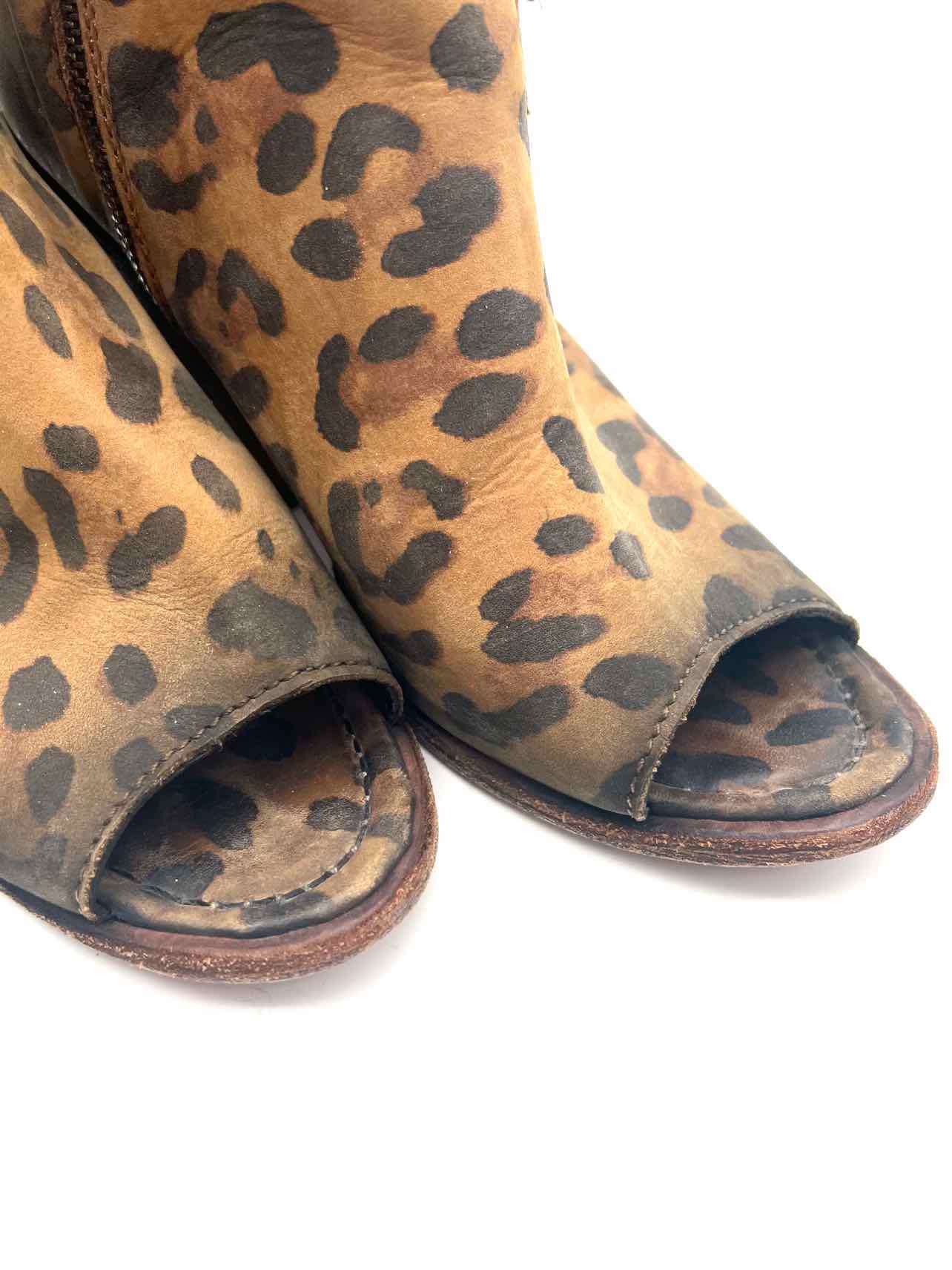 Liberty Black Size 9 Tan/Black Animal Print Leather Shoes Shooties - Image 6