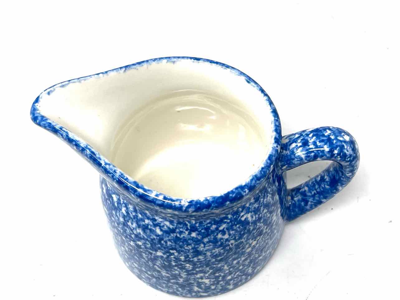 Los Angeles Pottery Blue/White Stippled Home Decor Sugar/Cream Set - Image 2