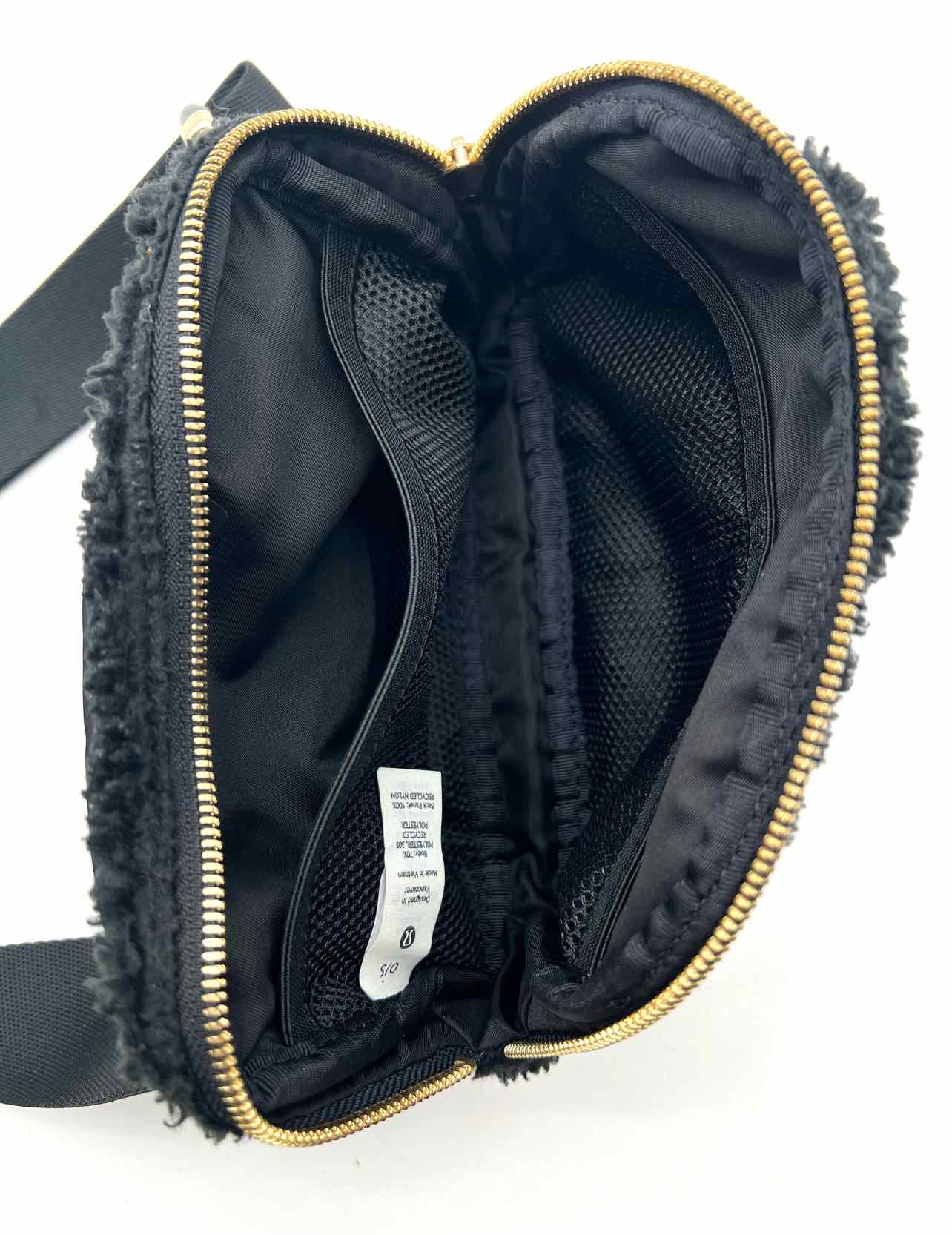 Lululemon Athletica Black/Gold Zipper Sherpa Accessories Fanny Pack - Image 4