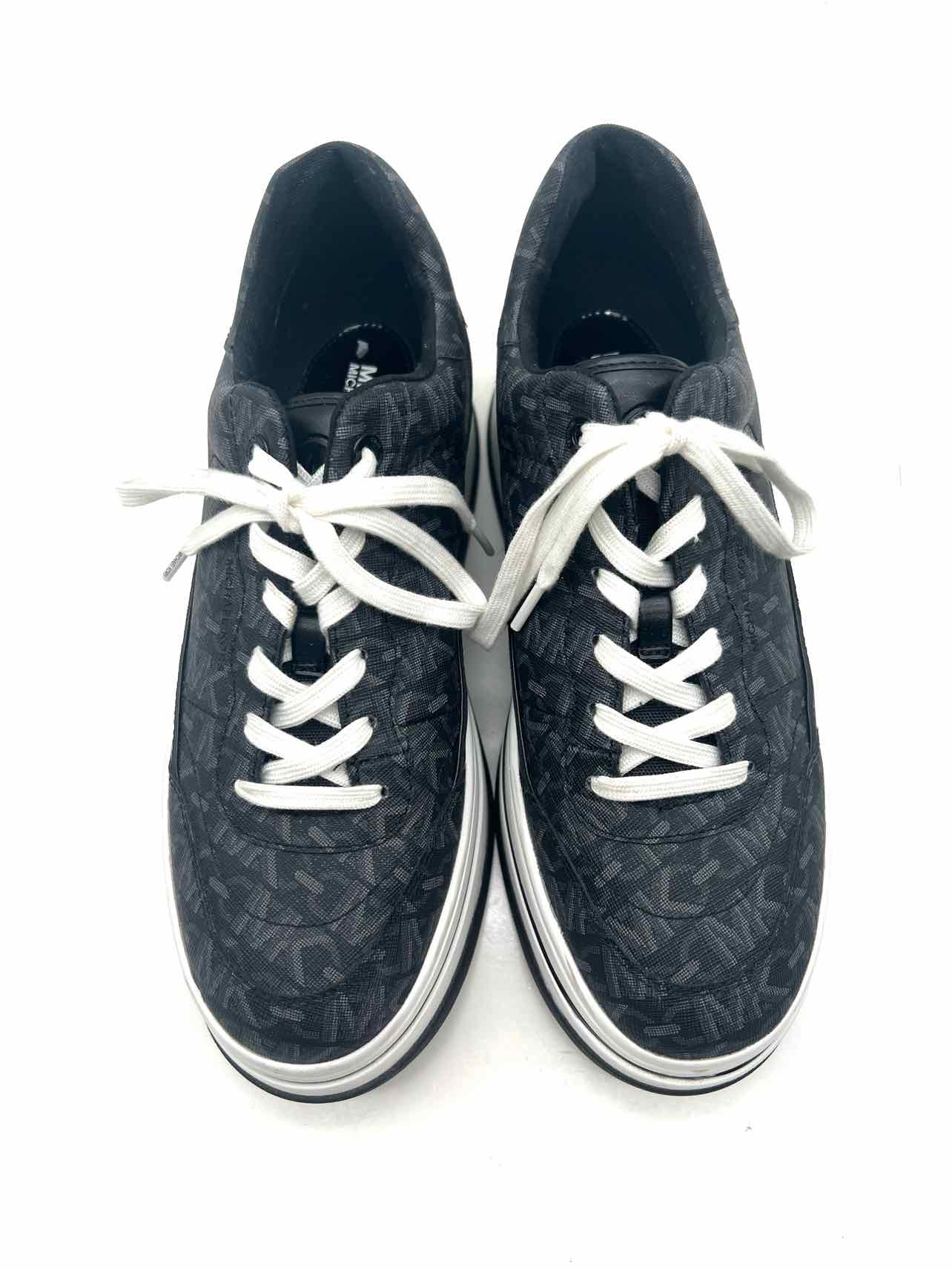 Michael Kors Size 9.5 Bk/Gry/Wh Signature Lace-Up Designer Sneakers - Image 3