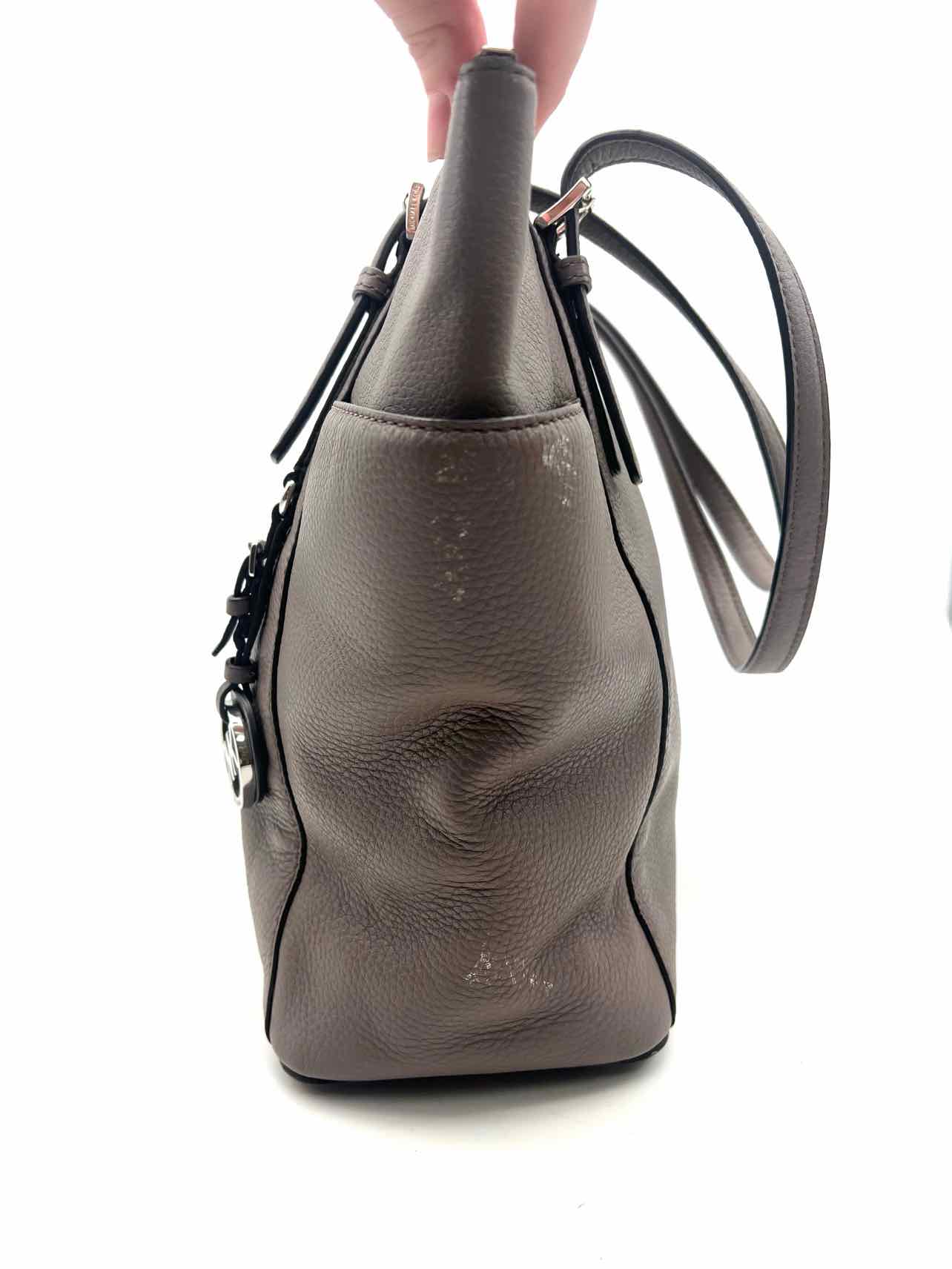 Michael Michael Kors Taupe Pebbled Leather AS IS Designer Tote - Image 3