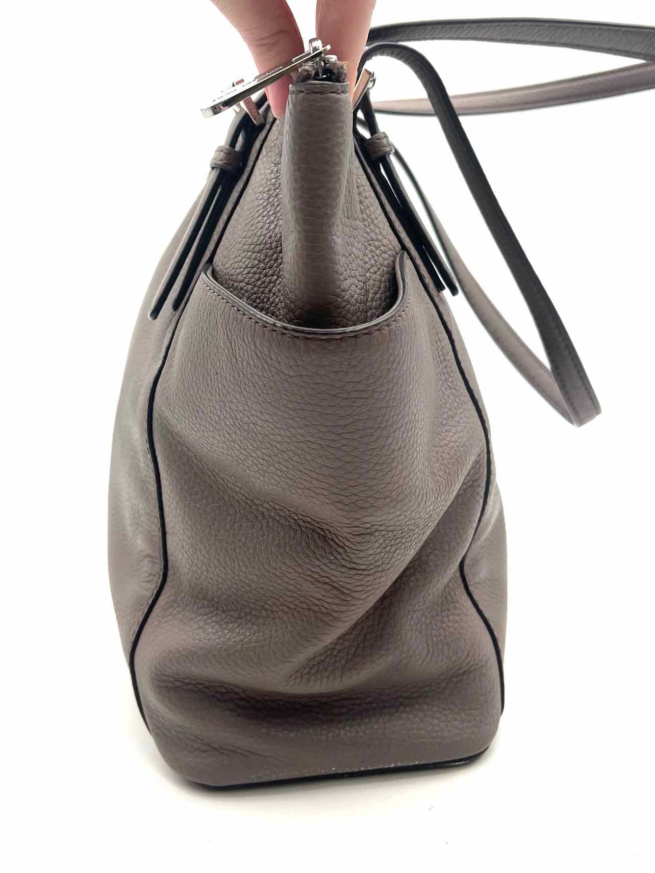 Michael Michael Kors Taupe Pebbled Leather AS IS Designer Tote - Image 4