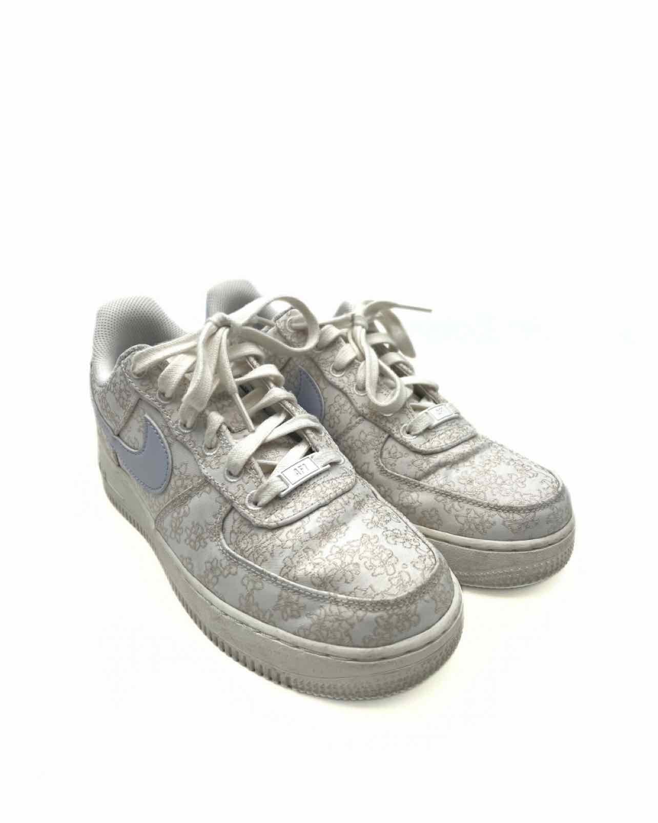 Nike Size 8 Wh/Br/Bl Jacquard Embroidered Designer Sneakers