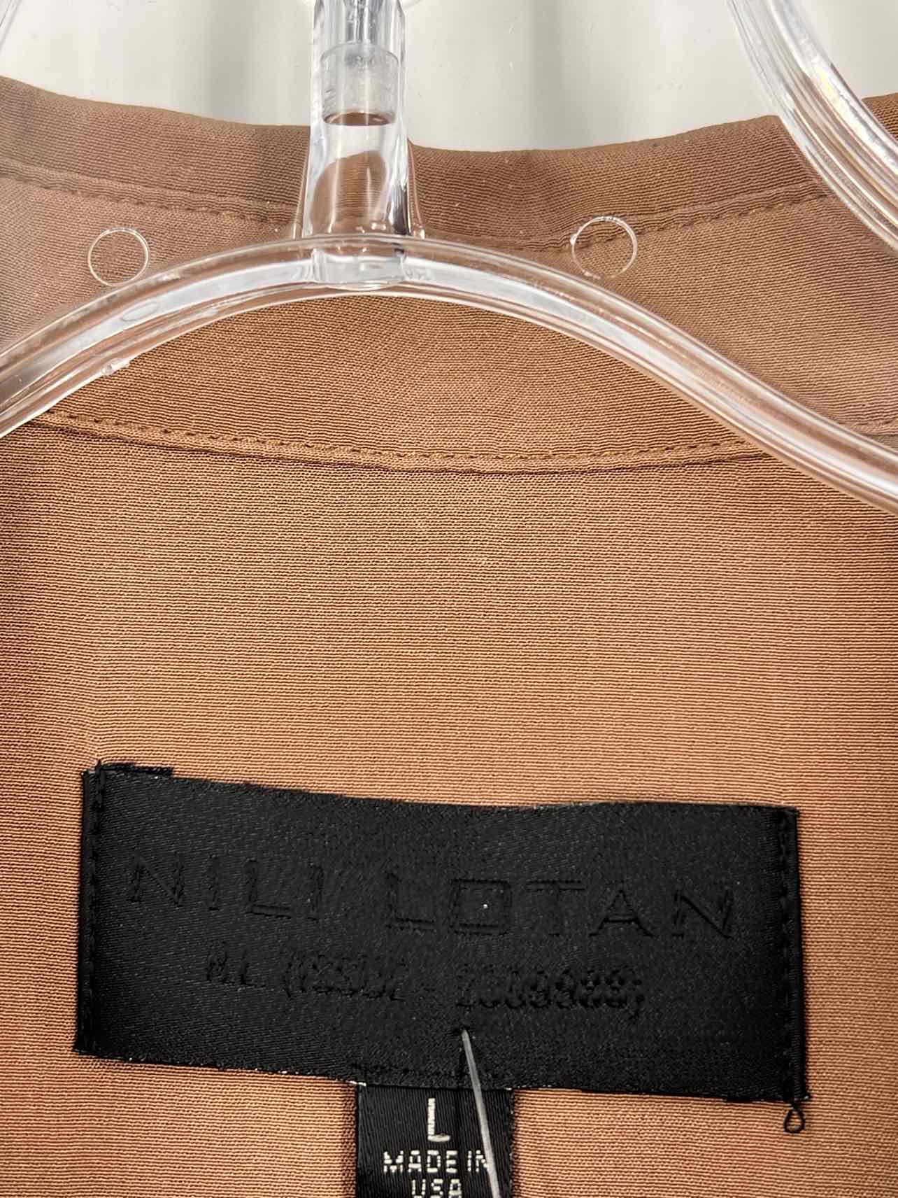Nili Lotan Size L Lt Brown Designer Blouse - Image 2