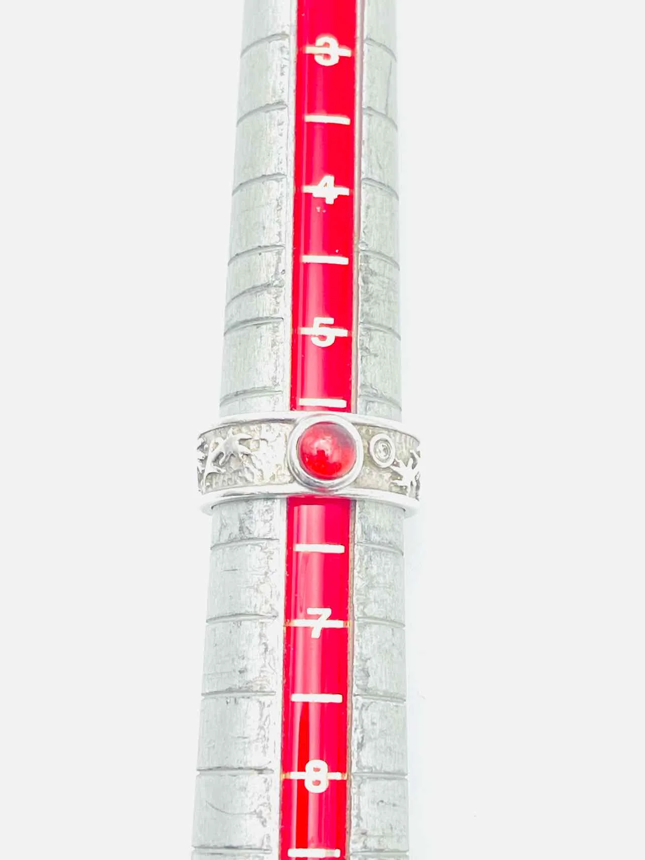 Size 6 Silver/Red Gemstone Silver Jewelry Ring - Image 7