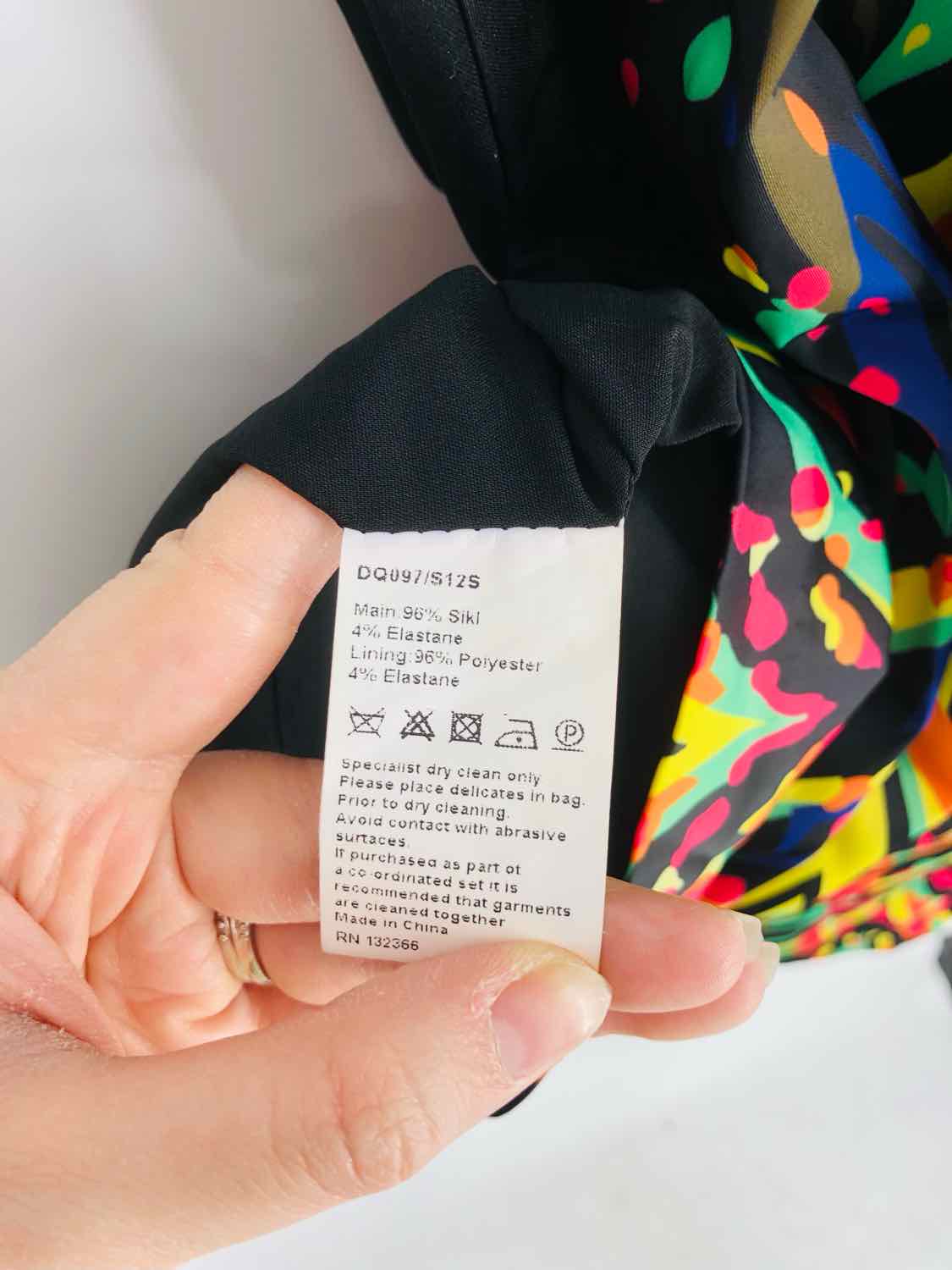 Size 8 Black/Multi Print Paneled NEW Designer Dress - Image 5