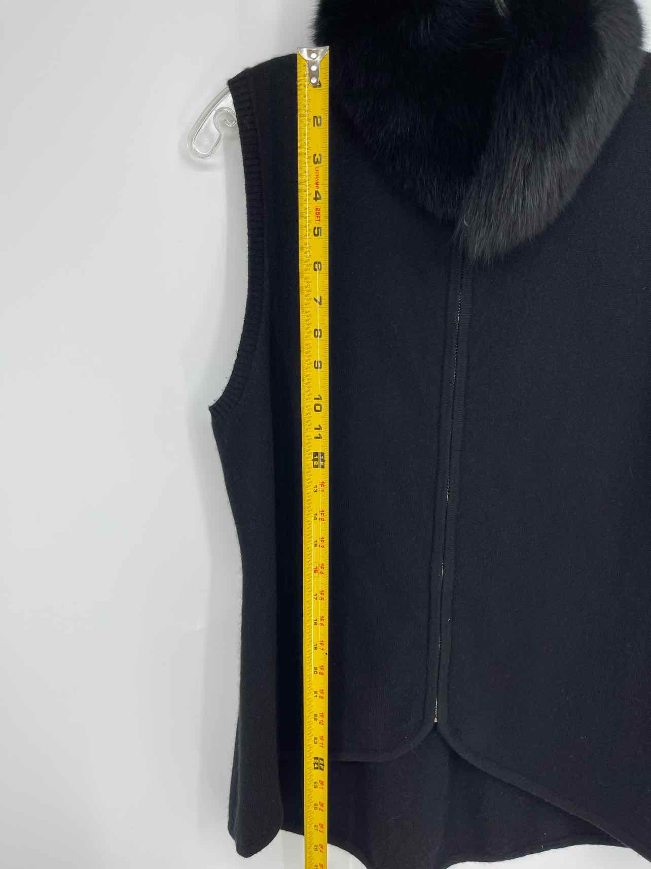 Size L Black Cashmere Knit Designer Vest - Image 4