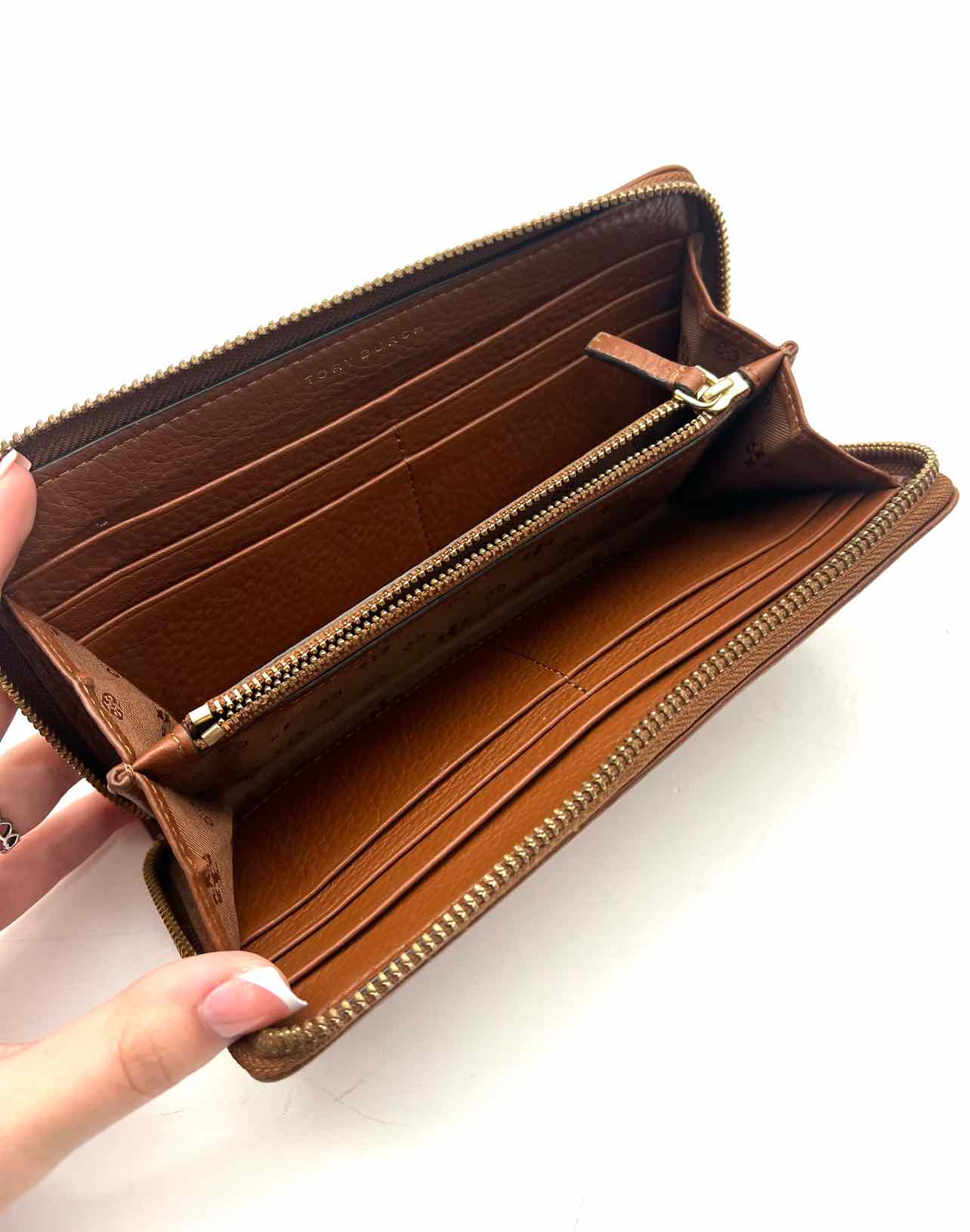 Tory Burch Brown Pebbled Leather Designer Wallet - Image 3