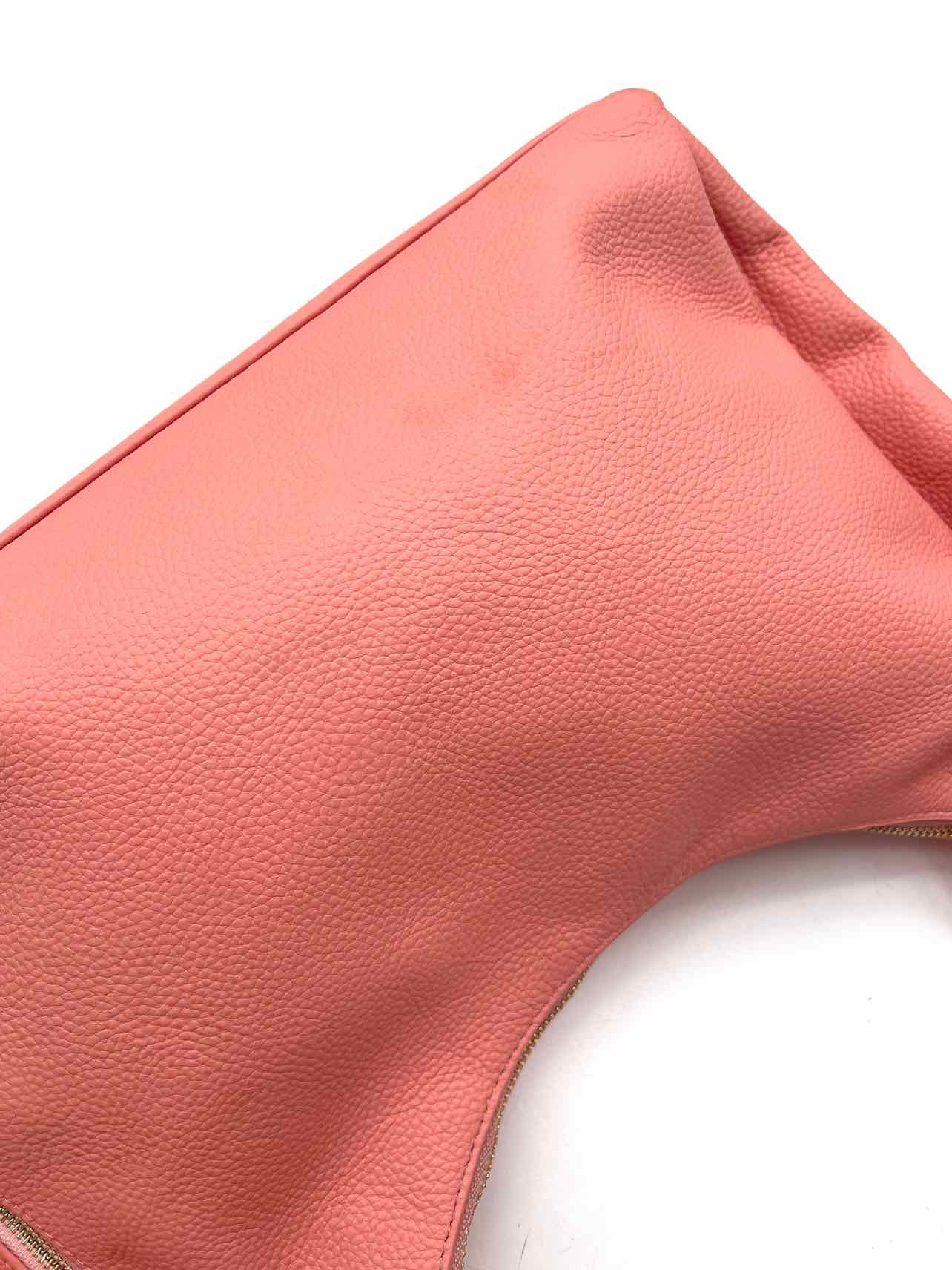 Tote Le Monde Coral Pebbled Leather Designer Shoulder Bag - Image 3