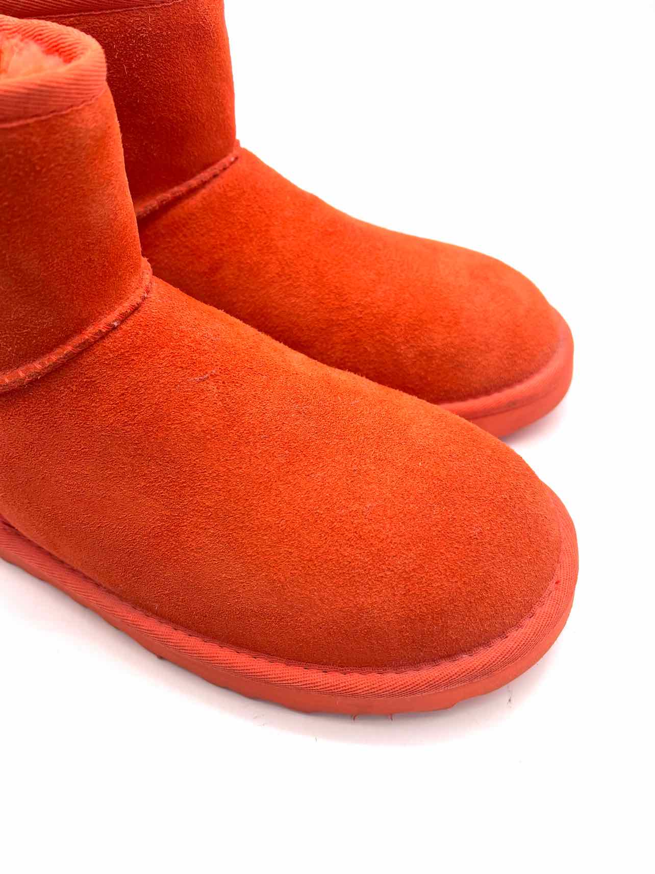 UGG Size 9 Orange Suede AS IS Designer Ankle Boots - Image 6